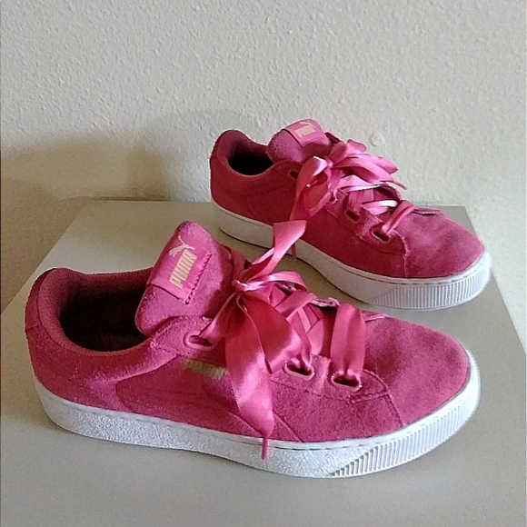 Puma Suede Vikky Platform Ribbon Sneaker - Picture 2 of 8